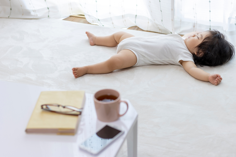 「その沼入るべからず　—CASE 5＃スマホ育児」｜スマホが子供の発達や母子の絆を阻害する!?