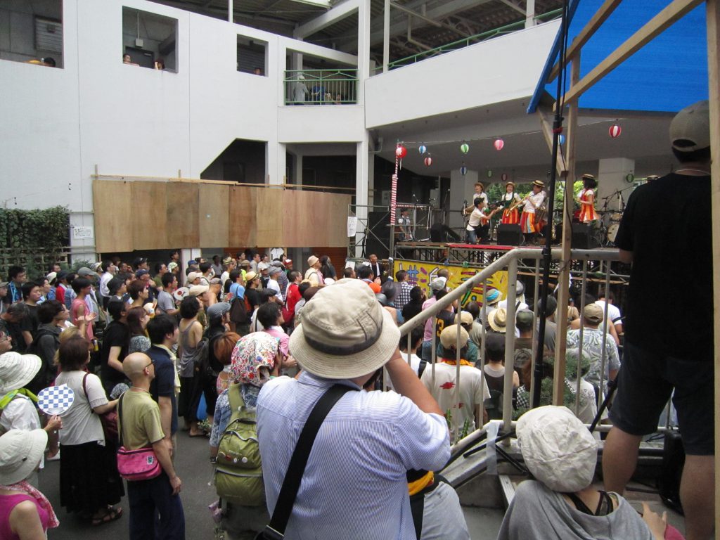 寿町，コンサート